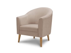 Armchairs: comfort and style Armchairs: comfort and style